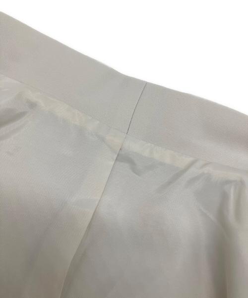 resil（レジル）resil (レジル) ケープデザインショートジャケット ベージュ サイズ:9号の古着・服飾アイテム