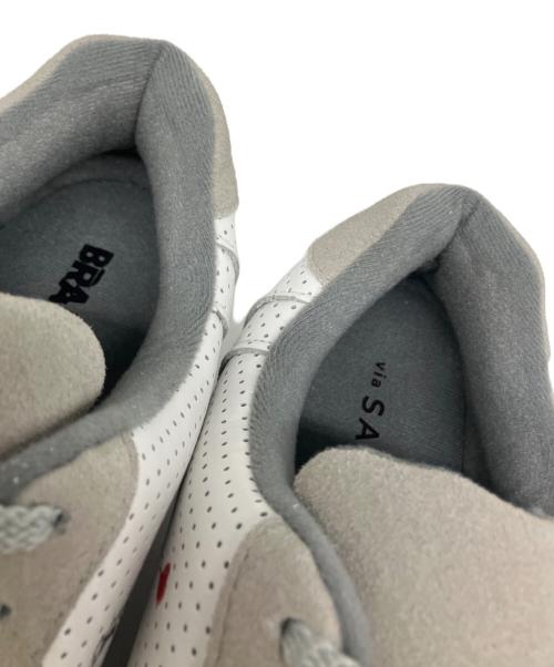 via SANGACIO（ヴィア・サンガチオ）via SANGACIO (ヴィア・サンガチオ) スニーカー ホワイト×グレー サイズ:US 10の古着・服飾アイテム