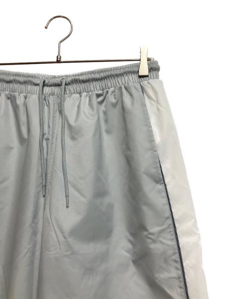 NIKE（ナイキ）NIKE (ナイキ) ウーブン ジョガー パンツ ライトグレー サイズ:Lの古着・服飾アイテム