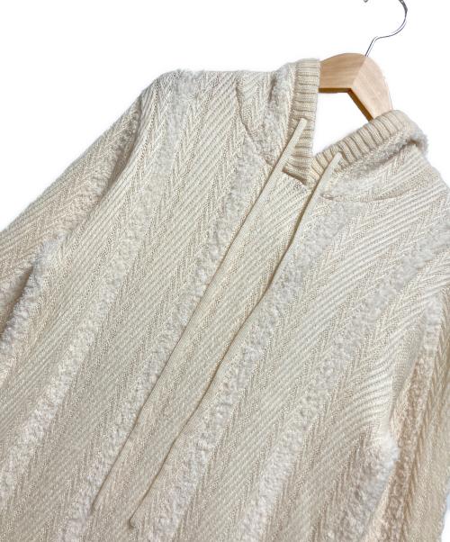 tageechita（タジチタ）tageechita (タジチタ) フード付きフリンジニットワンピース ベージュ サイズ:Sの古着・服飾アイテム