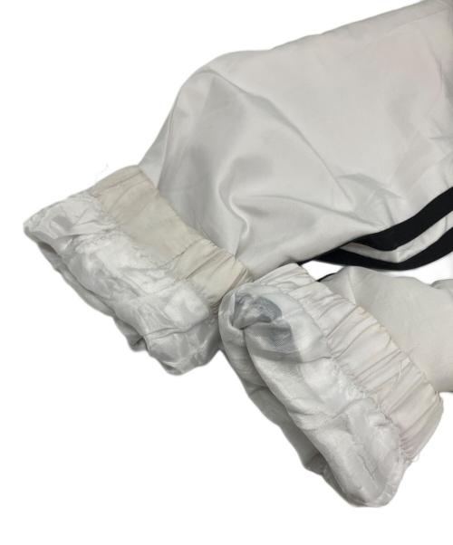 adidas（アディダス）adidas (アディダス) ウインドブレーカー ホワイト×ブラック サイズ:XXLの古着・服飾アイテム