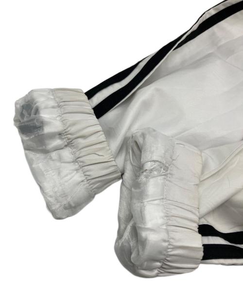 adidas（アディダス）adidas (アディダス) ウインドブレーカー ホワイト×ブラック サイズ:XXLの古着・服飾アイテム