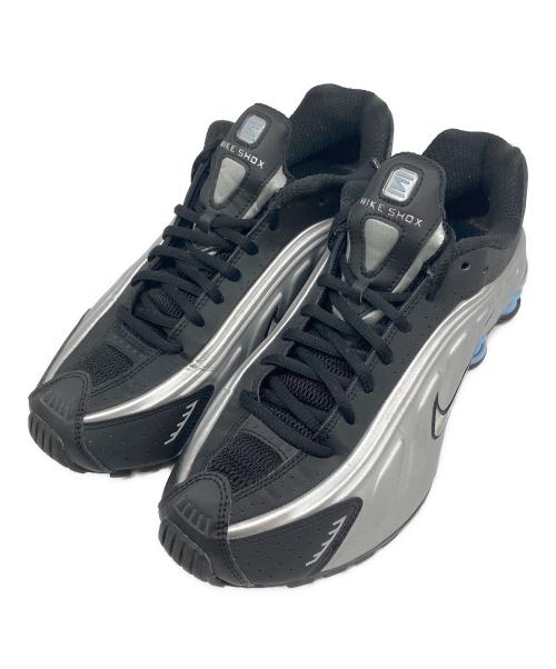 NIKE（ナイキ）NIKE (ナイキ) SHOX R4（ショックス R4） シルバー×ブラック サイズ:US 9の古着・服飾アイテム
