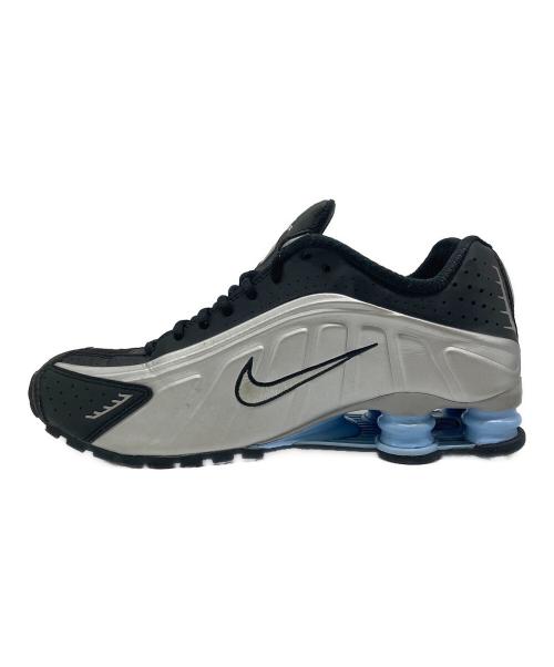 NIKE（ナイキ）NIKE (ナイキ) SHOX R4（ショックス R4） シルバー×ブラック サイズ:US 9の古着・服飾アイテム