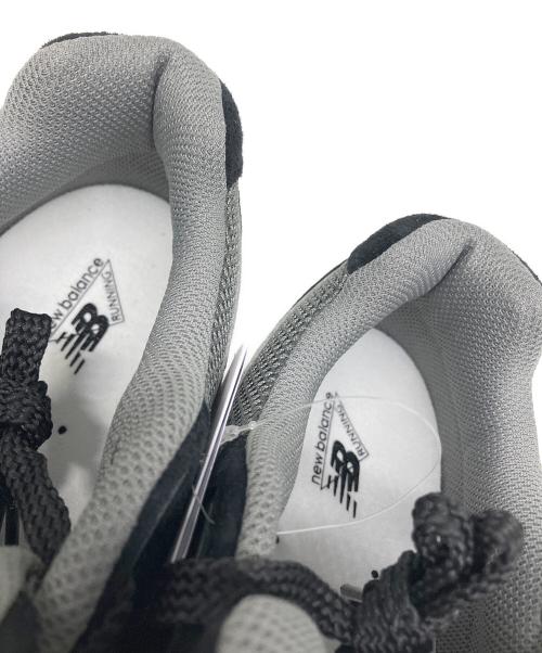 NEW BALANCE（ニューバランス）NEW BALANCE (ニューバランス) 2002R スニーカー ブラック×グレー サイズ:US 9の古着・服飾アイテム