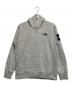 THE NORTH FACE（ザ ノース フェイス）の古着「スクエアロゴフーディー」｜グレー