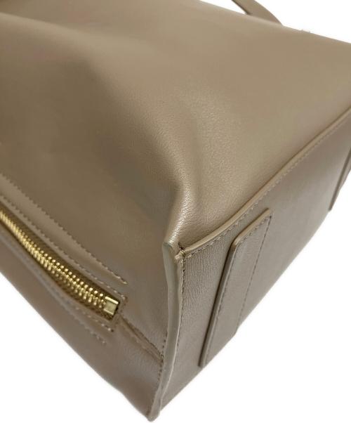 EPOR（エポール）EPOR (エポール) ショルダーバッグ ベージュ×オレンジの古着・服飾アイテム