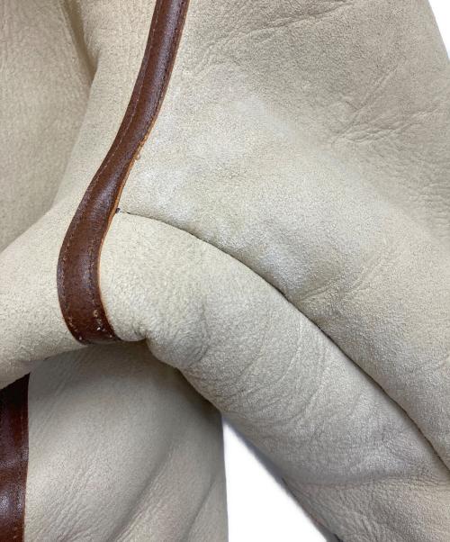 AVIREX（アヴィレックス）AVIREX (アヴィレックス) B-3ムートンフライトジャケット ベージュ サイズ:42の古着・服飾アイテム