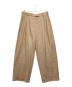 DEPENDRE（デパーンドル）の古着「アジャスタブルタックパンツ」｜ベージュ