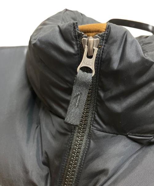 THE NORTH FACE（ザ ノース フェイス）THE NORTH FACE (ザ ノース フェイス) Nuptse Vest (ヌプシベスト） ベージュ×ブラック サイズ:Mの古着・服飾アイテム