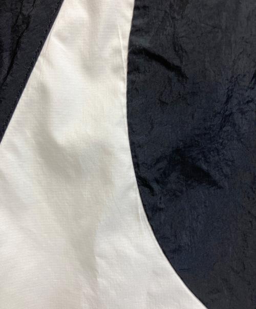 NIKE（ナイキ）NIKE (ナイキ) HBR STMT WOVEN JACKET（ウーブンジャケット） ブラック×ホワイト サイズ:XLの古着・服飾アイテム