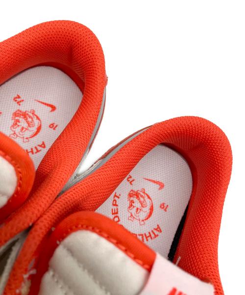 NIKE（ナイキ）NIKE (ナイキ) Dunk Low Athletic Department（ダンク ロー アスレチック デパートメント） グレー×オレンジ サイズ:US 9.5の古着・服飾アイテム