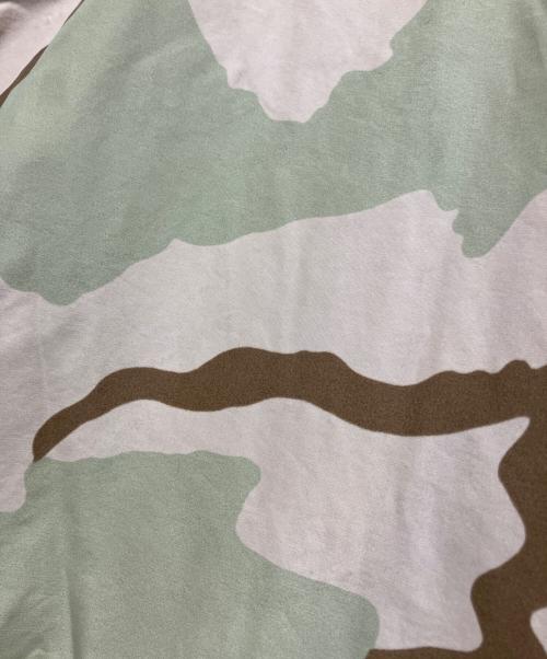 US ARMY（ユーエスアーミー）US ARMY (ユーエスアーミー) ECWCS デザートカモゴアテックスパーカー ベージュ サイズ:Large Regularの古着・服飾アイテム