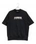 DIESEL（ディーゼル）の古着「フロント ラバー バーコード デザイン 半袖 スウェット」｜ブラック