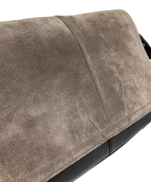 COACH（コーチ）COACH (コーチ) メッセンジャーバッグ グレー×ブラックの古着・服飾アイテム