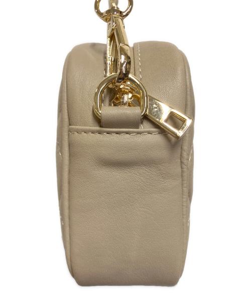 23区（ニジュウサンク）23区 (ニジュウサンク) MILOS (ミロス) ショルダーバッグ ベージュの古着・服飾アイテム