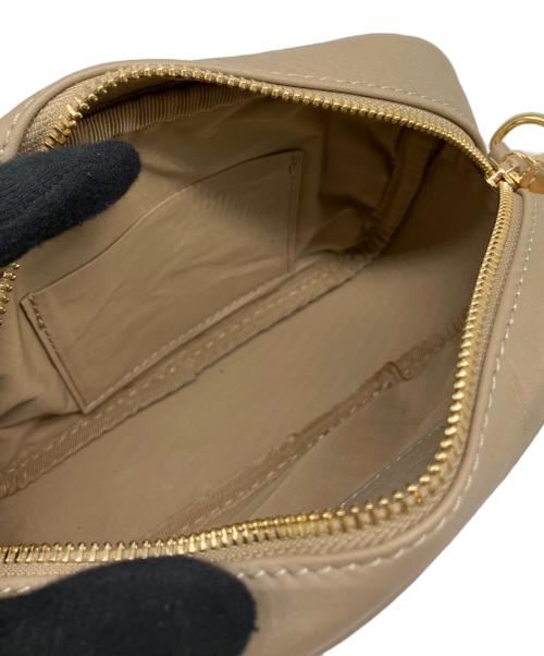 23区（ニジュウサンク）23区 (ニジュウサンク) MILOS (ミロス) ショルダーバッグ ベージュの古着・服飾アイテム