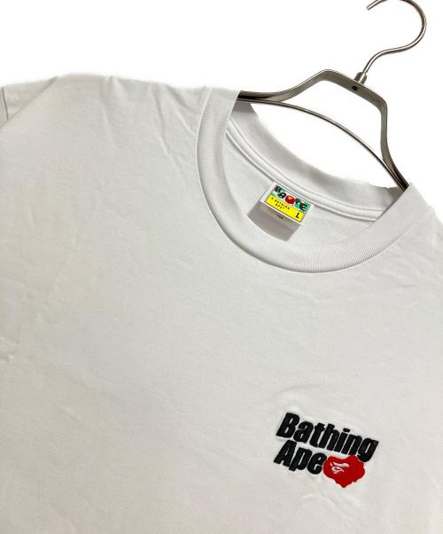 A BATHING APE（ア ベイシング エイプ）A BATHING APE (ア ベイシング エイプ) Logo Relaxed Fit Tee ホワイト サイズ:Lの古着・服飾アイテム