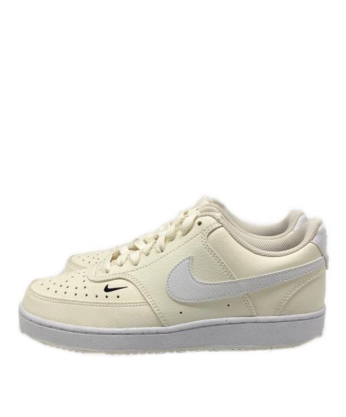 NIKE（ナイキ）NIKE (ナイキ) Women's Court Vision Low Next Nature（ウィメンズ コートビジョン ロー ネクストネイチャー） アイボリー×ホワイト サイズ:US 8の古着・服飾アイテム