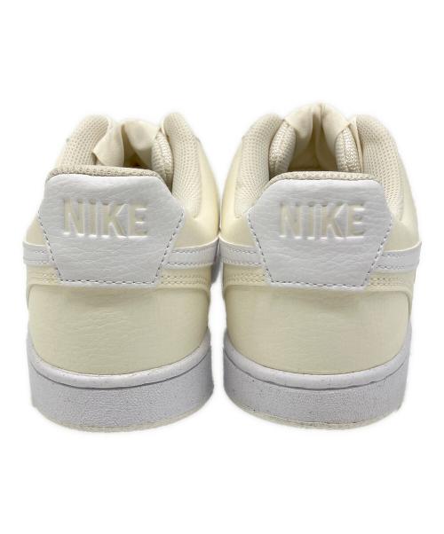 NIKE（ナイキ）NIKE (ナイキ) Women's Court Vision Low Next Nature（ウィメンズ コートビジョン ロー ネクストネイチャー） アイボリー×ホワイト サイズ:US 8の古着・服飾アイテム