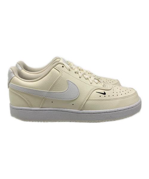 NIKE（ナイキ）NIKE (ナイキ) Women's Court Vision Low Next Nature（ウィメンズ コートビジョン ロー ネクストネイチャー） アイボリー×ホワイト サイズ:US 8の古着・服飾アイテム