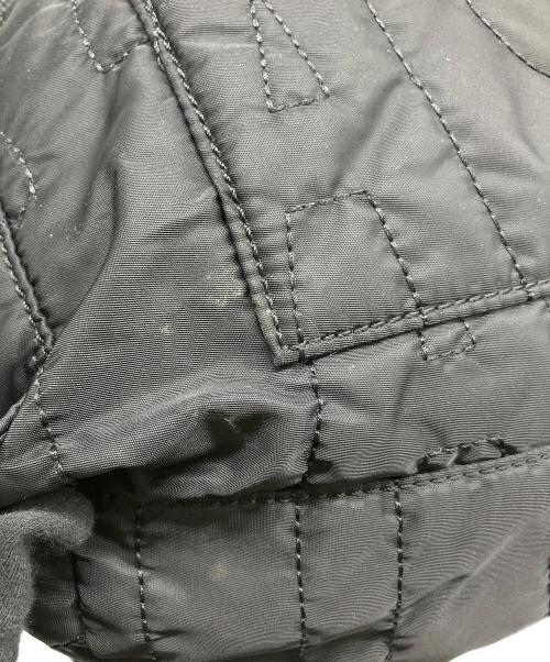 Marc by Marc Jacobs（マークバイマークジェイコブス）Marc by Marc Jacobs (マークバイマークジェイコブス) ロゴキルティング 2WAYショルダートートバッグ ブラックの古着・服飾アイテム