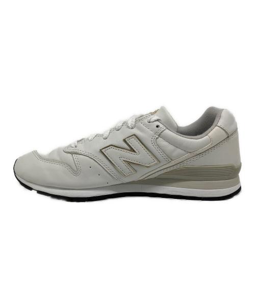 NEW BALANCE（ニューバランス）NEW BALANCE (ニューバランス) ローカットスニーカー ホワイト サイズ:US 8の古着・服飾アイテム