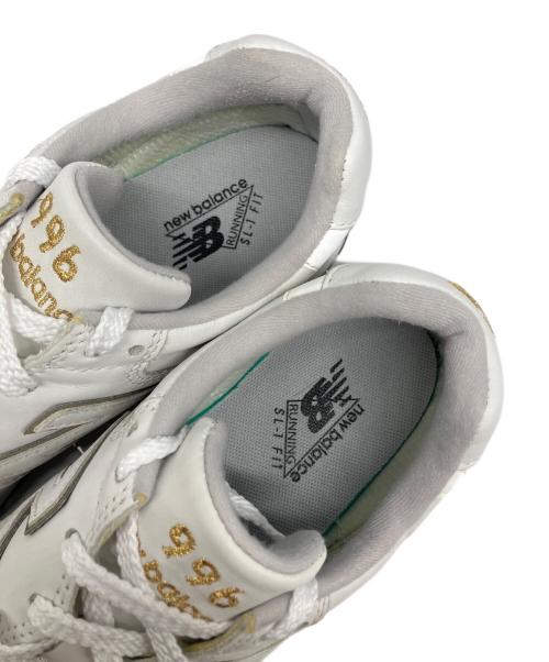 NEW BALANCE（ニューバランス）NEW BALANCE (ニューバランス) ローカットスニーカー ホワイト サイズ:US 8の古着・服飾アイテム