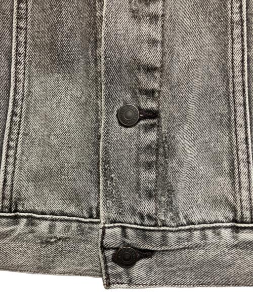 LEVI'S（リーバイス）LEVI'S (リーバイス) デニムジャケット ライトグレー サイズ:XSの古着・服飾アイテム