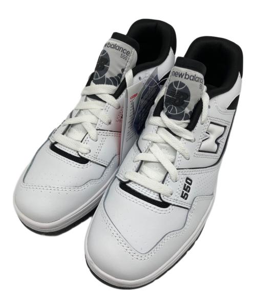 NIKE（ナイキ）NIKE (ナイキ) ローカットスニーカー ホワイト×ブラック サイズ:US 5.5の古着・服飾アイテム
