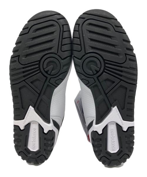 NIKE（ナイキ）NIKE (ナイキ) ローカットスニーカー ホワイト×ブラック サイズ:US 5.5の古着・服飾アイテム