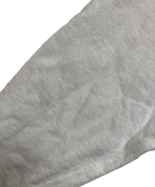 SUPREME（シュプリーム）Supreme (シュプリーム) エンボスロゴパーカー ホワイト サイズ:Smallの古着・服飾アイテム