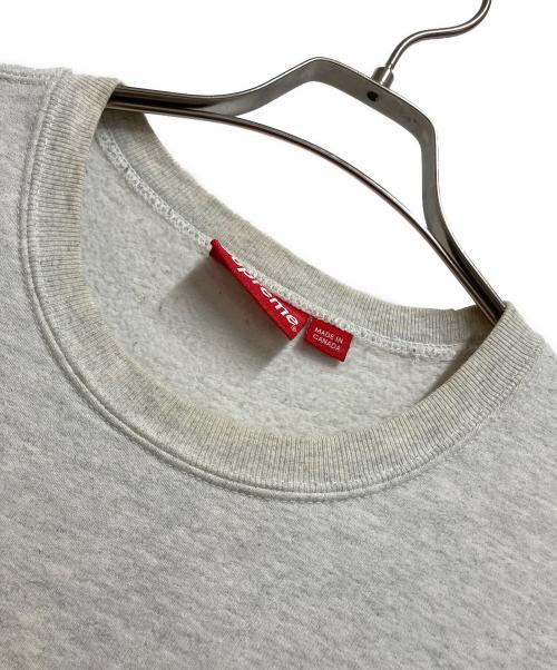 SUPREME（シュプリーム）Supreme (シュプリーム) 刺繍ロゴスウェット ライトグレー サイズ:Mの古着・服飾アイテム