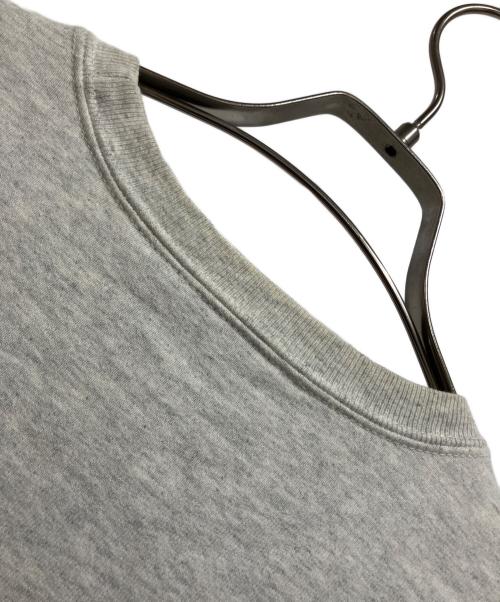 SUPREME（シュプリーム）Supreme (シュプリーム) 刺繍ロゴスウェット ライトグレー サイズ:Mの古着・服飾アイテム