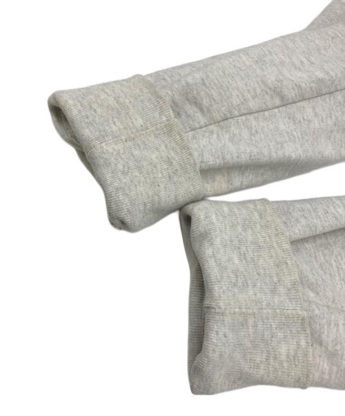 SUPREME（シュプリーム）Supreme (シュプリーム) 刺繍ロゴスウェット ライトグレー サイズ:Mの古着・服飾アイテム