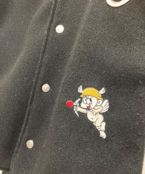 thats life（ザッツ ライフ）THATS LIFE (ザッツ ライフ) スタジャン ブラック×ホワイト サイズ:Lの古着・服飾アイテム