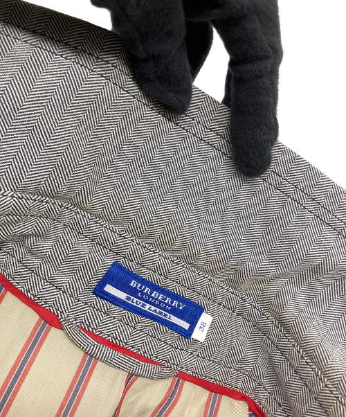BURBERRY BLUE LABEL（バーバリー ブルー レーベル）BURBERRY BLUE LABEL (バーバリー ブルー レーベル) トレンチコート ライトグレー サイズ:38の古着・服飾アイテム
