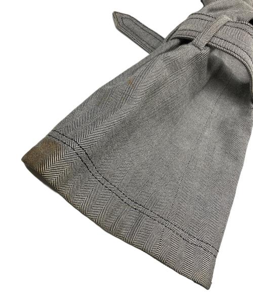 BURBERRY BLUE LABEL（バーバリー ブルー レーベル）BURBERRY BLUE LABEL (バーバリー ブルー レーベル) トレンチコート ライトグレー サイズ:38の古着・服飾アイテム