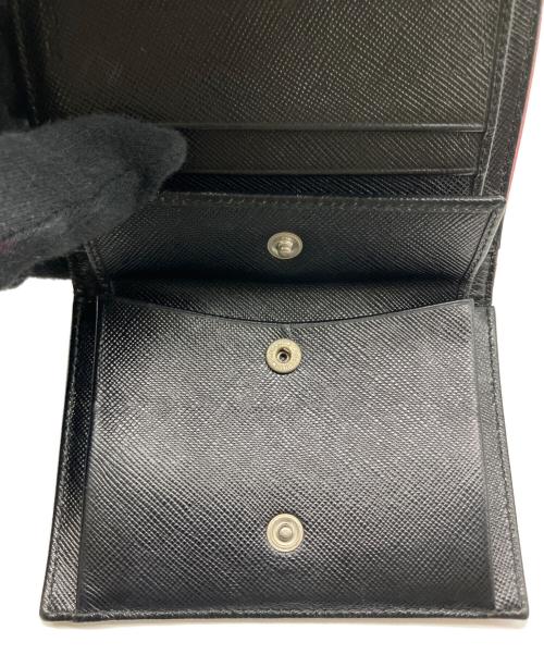 PRADA（プラダ）PRADA (プラダ) 3つ折り財布 ショッキングピンク×ブラックの古着・服飾アイテム