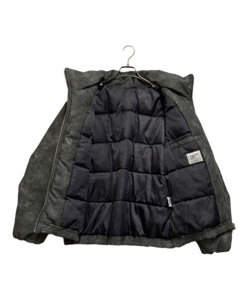 8SECONDS（エイトセカンズ）8SECONDS (エイトセカンズ) フェイクレザー ハイネック パファージャケット グレー サイズ:95（M）の古着・服飾アイテム