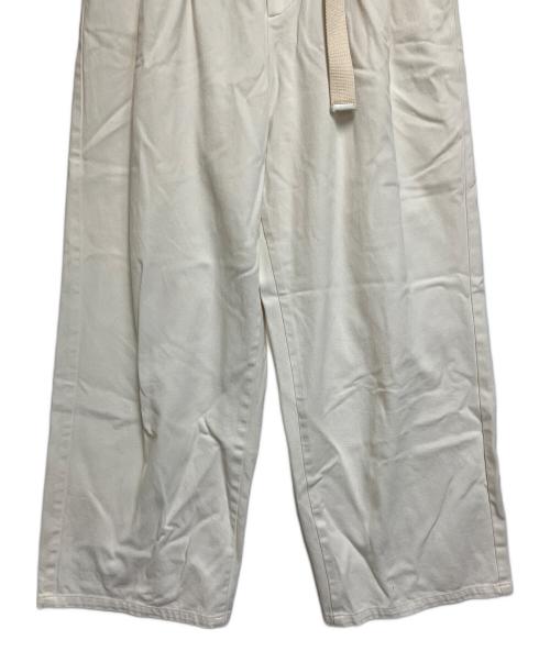IENA（イエナ）IENA (イエナ) ベルテッドタックパンツ ホワイト サイズ:SIZE Mの古着・服飾アイテム
