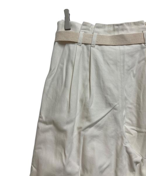 IENA（イエナ）IENA (イエナ) ベルテッドタックパンツ ホワイト サイズ:SIZE Mの古着・服飾アイテム