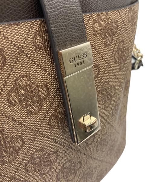 GUESS（ゲス）GUESS (ゲス) ショルダーバッグ ブラウン×ベージュの古着・服飾アイテム