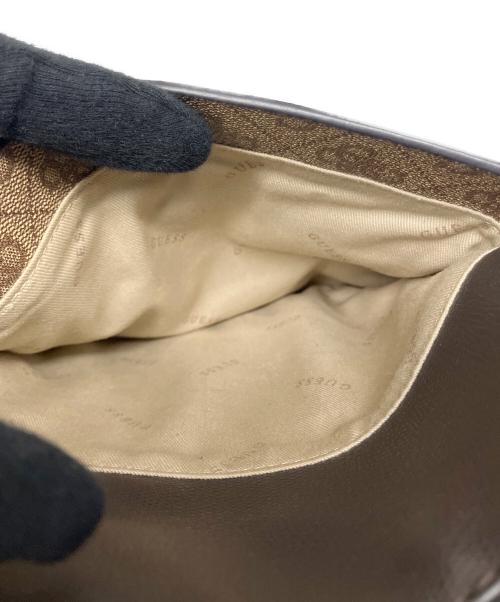 GUESS（ゲス）GUESS (ゲス) ショルダーバッグ ブラウン×ベージュの古着・服飾アイテム