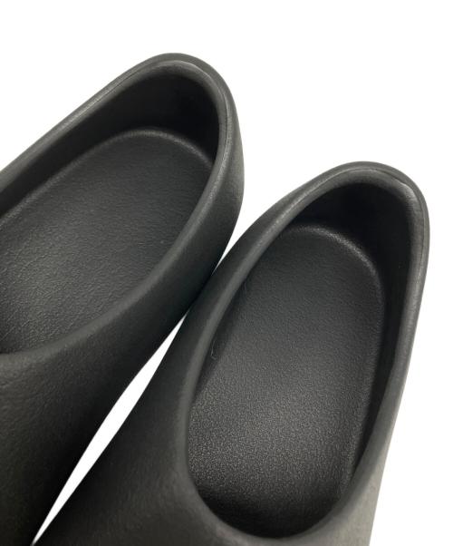 YEEZY（イージー）YEEZY (イージー) Slipper ブラック サイズ:8の古着・服飾アイテム