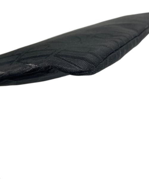 EMPORIO ARMANI（エンポリオ アルマーニ）EMPORIO ARMANI (エンポリオアルマーニ) クラッチバッグ ブラックの古着・服飾アイテム