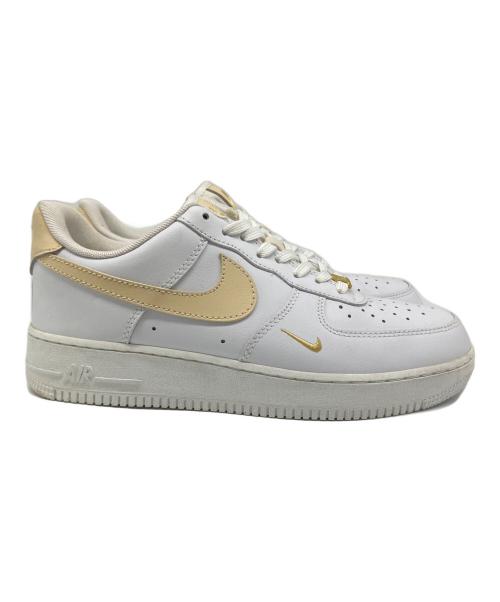 NIKE（ナイキ）NIKE (ナイキ) Air Force 1 Low（エア フォース 1 ロー） ホワイト×ベージュ サイズ:US 9.5の古着・服飾アイテム
