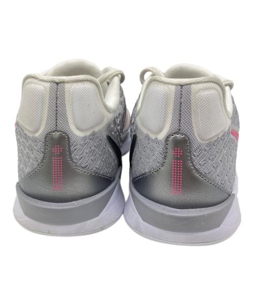 NIKE（ナイキ）NIKE (ナイキ) Women's Sabrina 2（ウィメンズ サブリナ2 ） ライトグレー×ピンク サイズ:US 11の古着・服飾アイテム