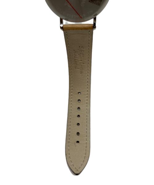 IRON ANNIE（アイアンアニー）IRON ANNIE (アイアンアニー) 腕時計 ホワイトの古着・服飾アイテム