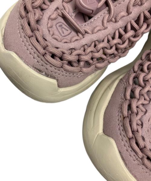 KEEN（キーン）KEEN (キーン) UNEEK WK（ユニーク ダブルケー） ピンク×ホワイト サイズ:US 5.5の古着・服飾アイテム